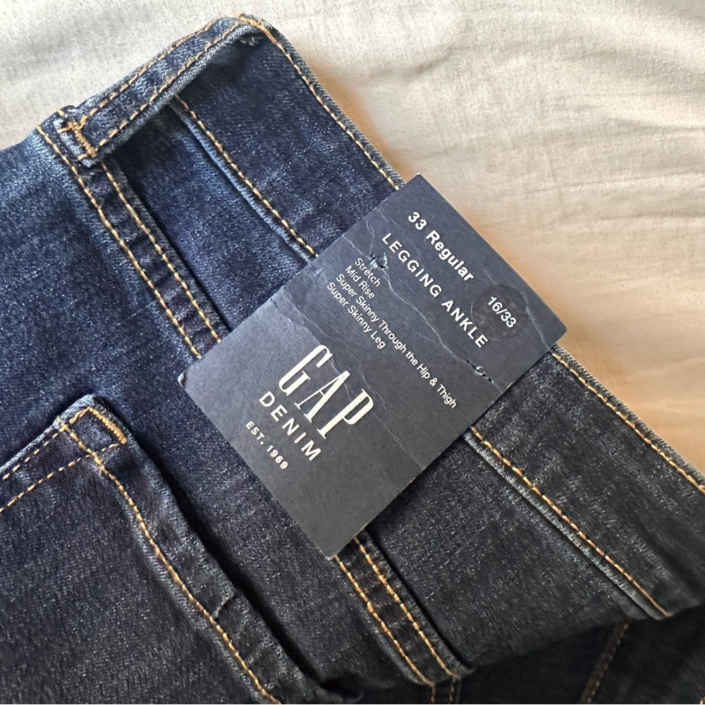GAP Skinny Jeans